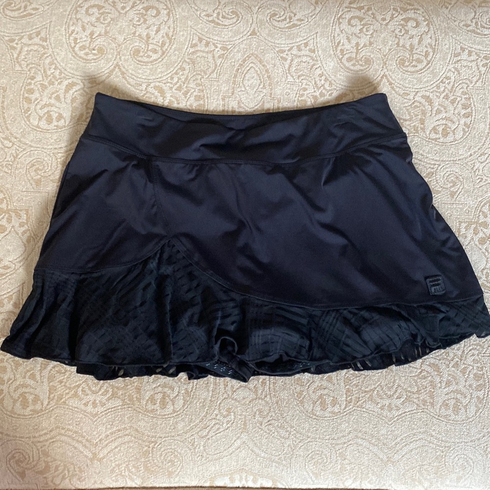 Fila tennis skort. Size L, 12.5 “ length